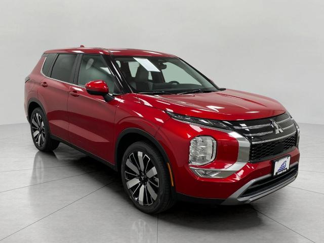 2025 Mitsubishi Outlander Vehicle Photo in Appleton, WI 54913