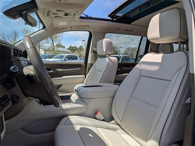 2021 GMC Yukon XL Vehicle Photo in AURORA, CO 80012-4011