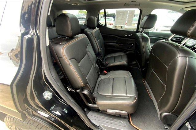 2023 GMC Acadia Vehicle Photo in TOPEKA, KS 66609-0000