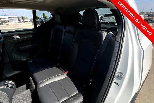 2025 Volvo XC40 Vehicle Photo in Grapevine, TX 76051