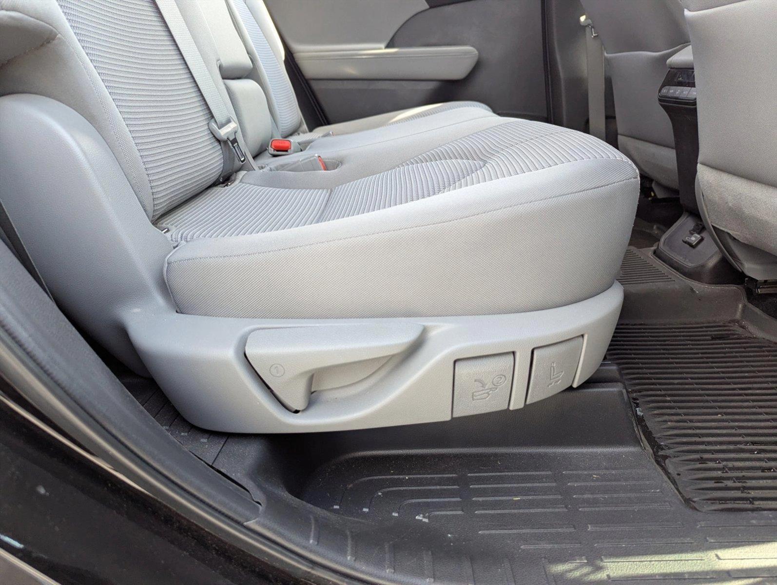 2022 Toyota Highlander Vehicle Photo in Ft. Myers, FL 33907