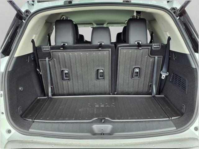 2025 Nissan Pathfinder Vehicle Photo in Oshkosh, WI 54904
