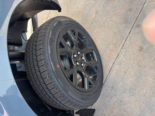 2025 Ford Maverick Vehicle Photo in Winslow, AZ 86047-2439