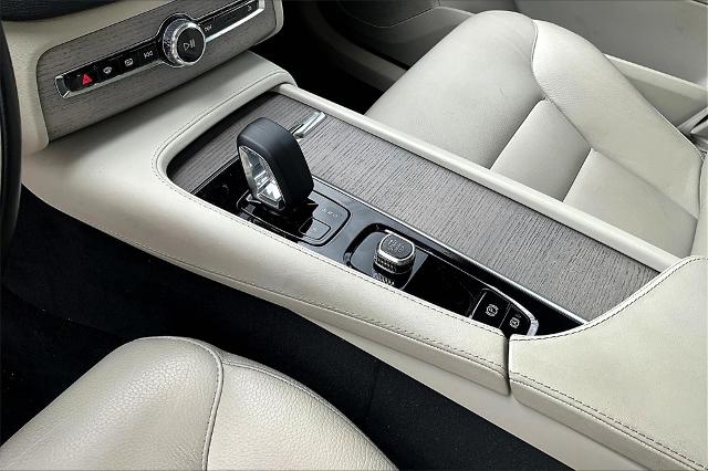 2024 Volvo XC90 Recharge Plug-In Hybrid Vehicle Photo in Houston, TX 77007