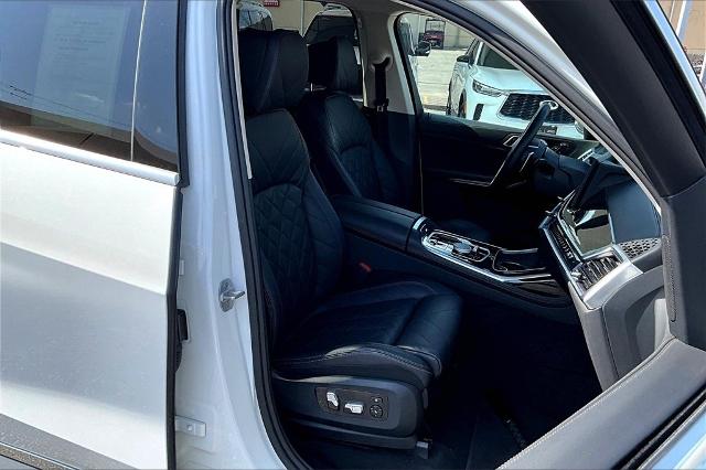 2024 BMW X7 xDrive40i Vehicle Photo in San Antonio, TX 78230