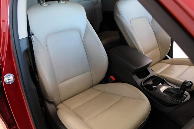 2017 Hyundai SANTA FE Vehicle Photo in Green Bay, WI 54304