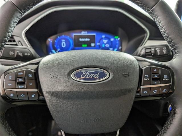 2022 Ford Escape Vehicle Photo in ENGLEWOOD, CO 80113-6708