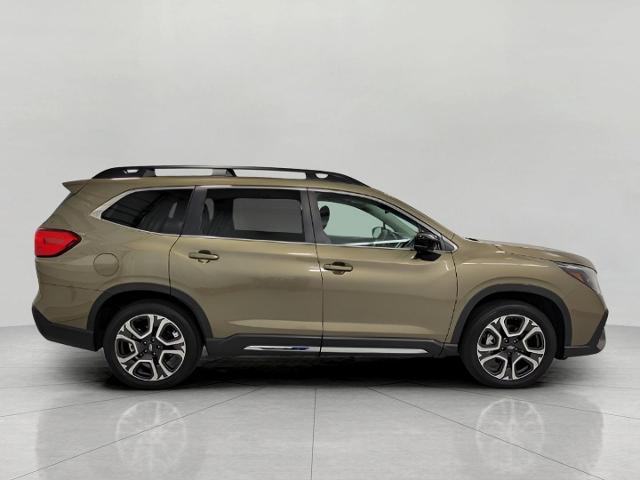 2024 Subaru Ascent Vehicle Photo in Green Bay, WI 54304