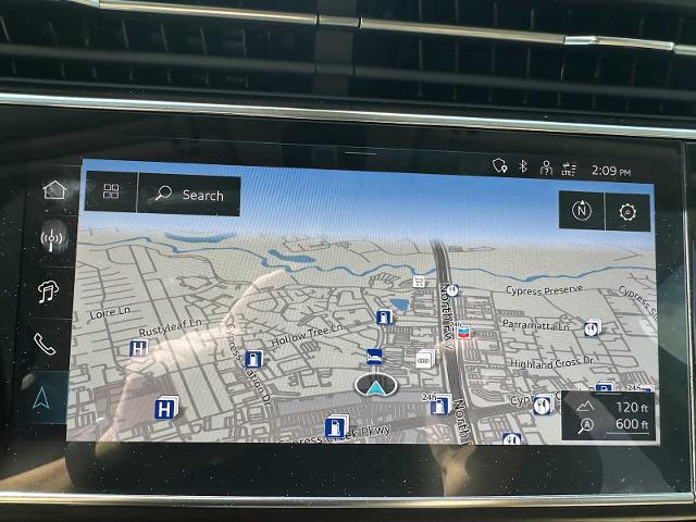 2025 Audi Q7 Vehicle Photo in HOUSTON, TX 77090