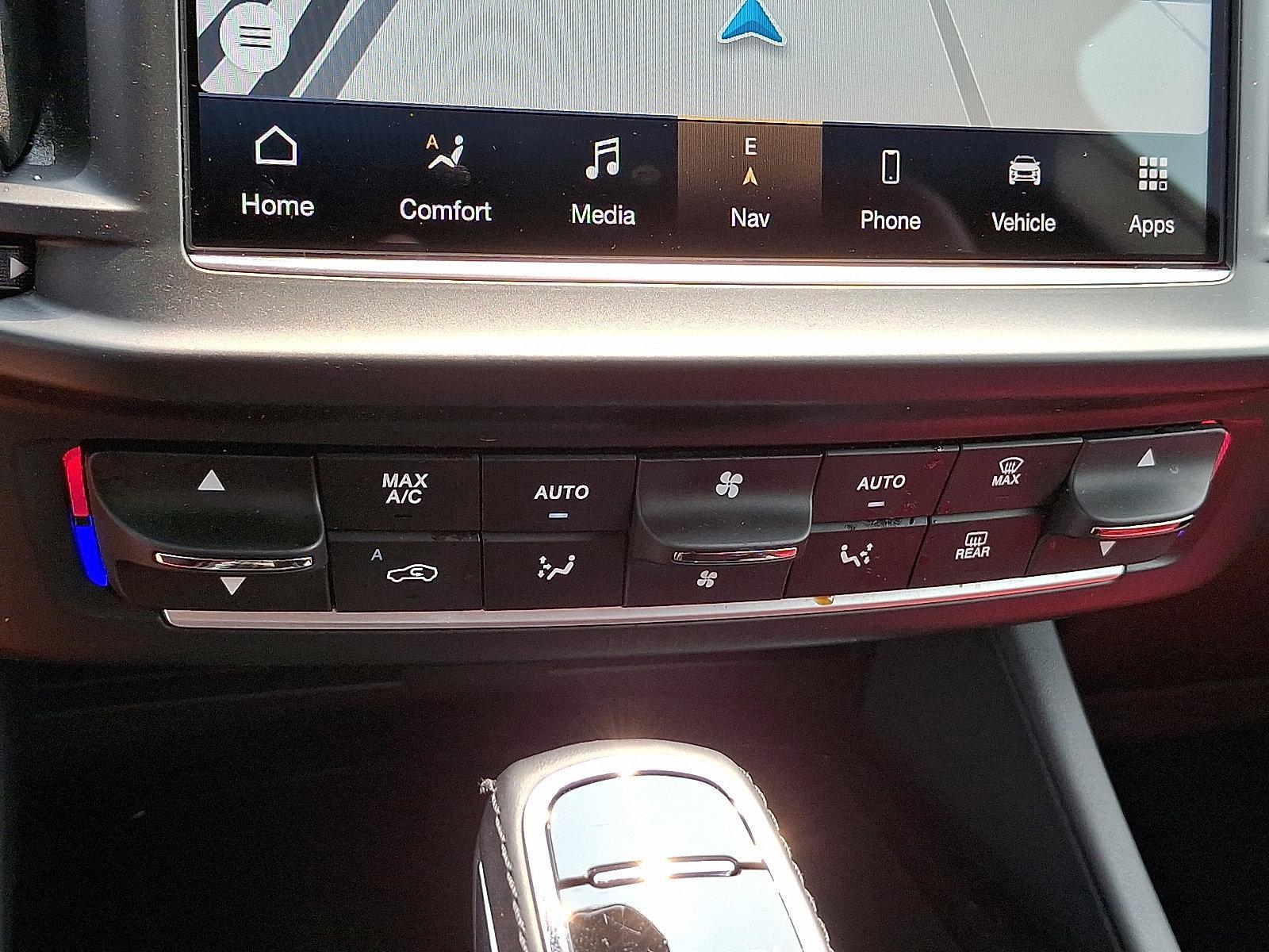 2022 Maserati Levante Vehicle Photo in Willow Grove, PA 19090