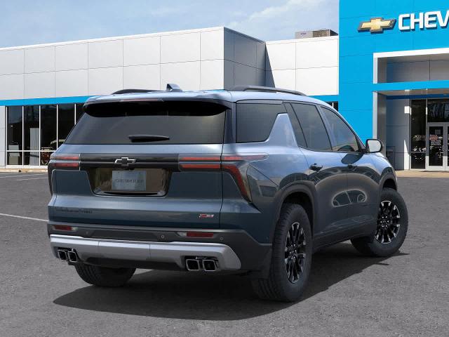2025 Chevrolet Traverse Vehicle Photo in MOON TOWNSHIP, PA 15108-2571
