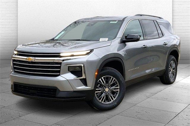 2025 Chevrolet Traverse Vehicle Photo in KANSAS CITY, MO 64114-4502