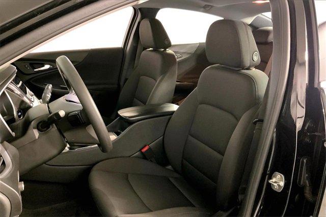 2024 Chevrolet Malibu Vehicle Photo in KANSAS CITY, MO 64114-4502