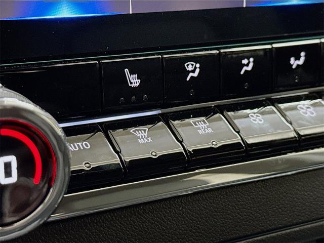 2025 Chevrolet Colorado Vehicle Photo in EVERETT, WA 98203-5662