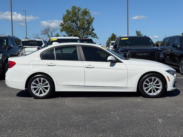 2018 BMW 320i xDrive Vehicle Photo in COLUMBIA, MO 65203-3903