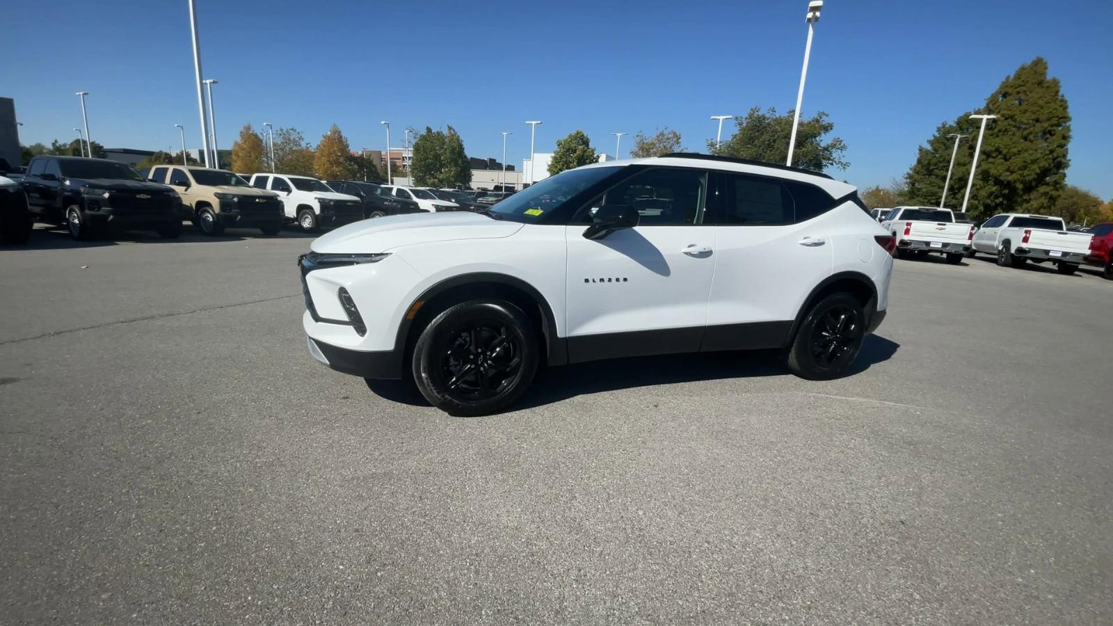 2025 Chevrolet Blazer Vehicle Photo in BENTONVILLE, AR 72712-4322