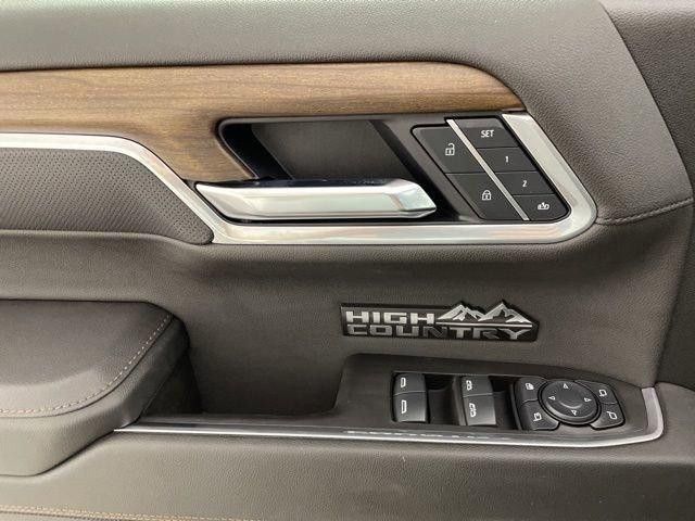 2025 Chevrolet Silverado 1500 Vehicle Photo in PHOENIX, AZ 85014-3381