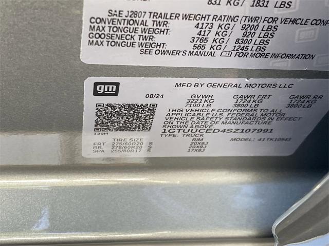 2025 GMC Sierra 1500 Vehicle Photo in GOODYEAR, AZ 85338-1310