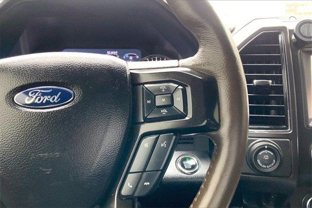 2020 Ford Expedition Vehicle Photo in TOPEKA, KS 66609-0000