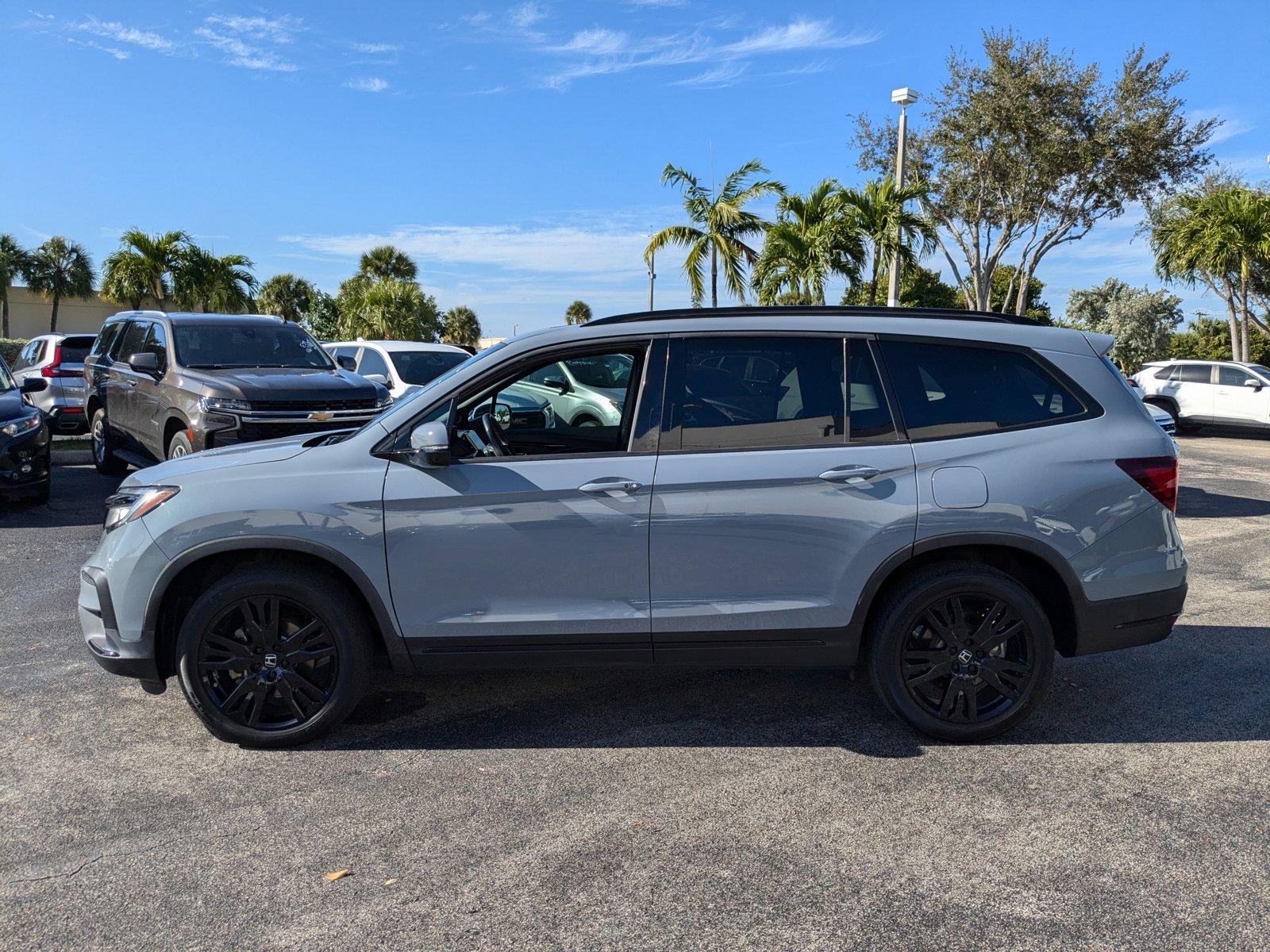 2022 Honda Pilot Vehicle Photo in Miami, FL 33015