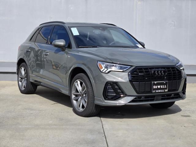 2025 Audi Q3 Vehicle Photo in SUGAR LAND, TX 77478