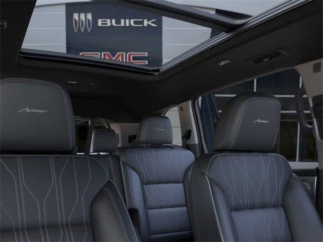 2025 Buick Enclave Vehicle Photo in COLLIERVILLE, TN 38017-9006