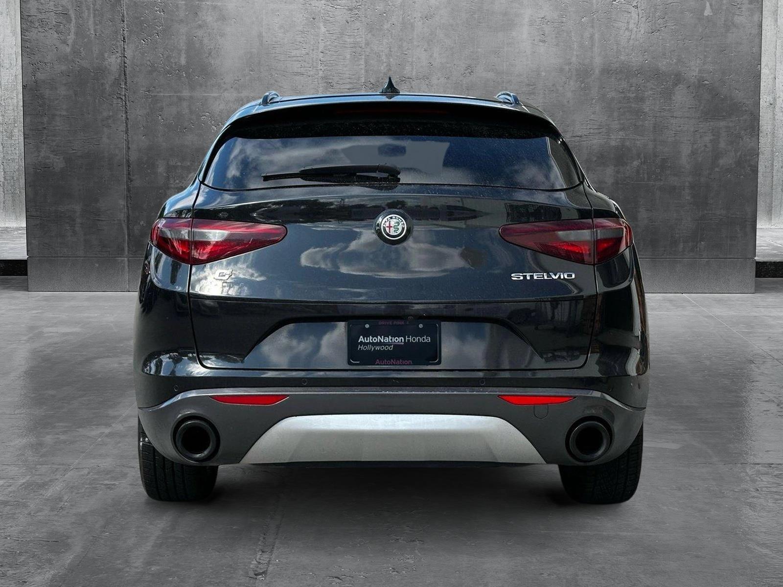 2022 Alfa Romeo Stelvio Vehicle Photo in Hollywood, FL 33021