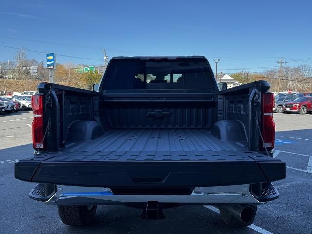2025 Chevrolet Silverado 3500 HD Vehicle Photo in GARDNER, MA 01440-3110