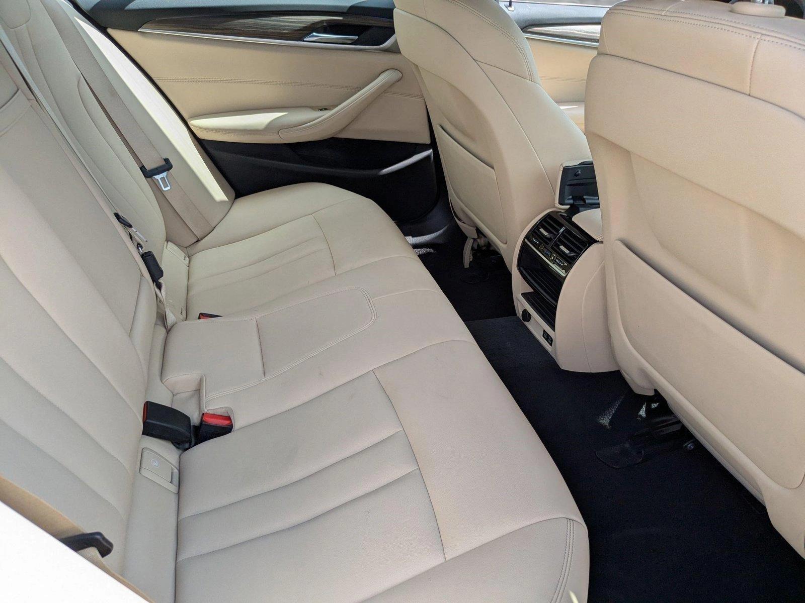 2020 BMW 530e iPerformance Vehicle Photo in Miami, FL 33169