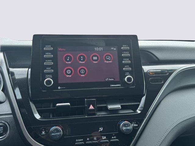 2022 Toyota Camry Vehicle Photo in LEOMINSTER, MA 01453-2952