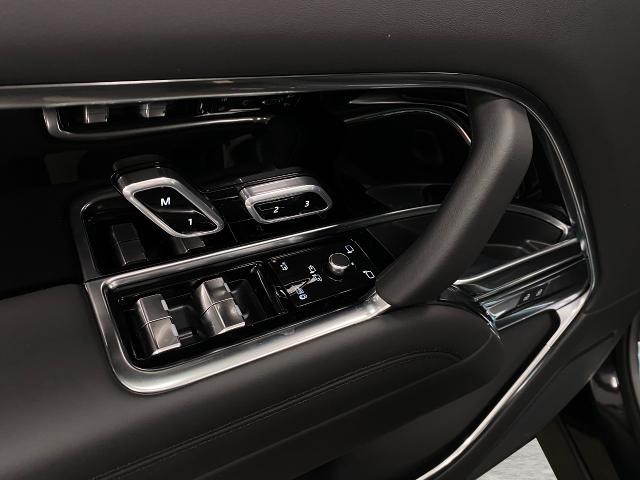 2025 Range Rover Vehicle Photo in Appleton, WI 54913