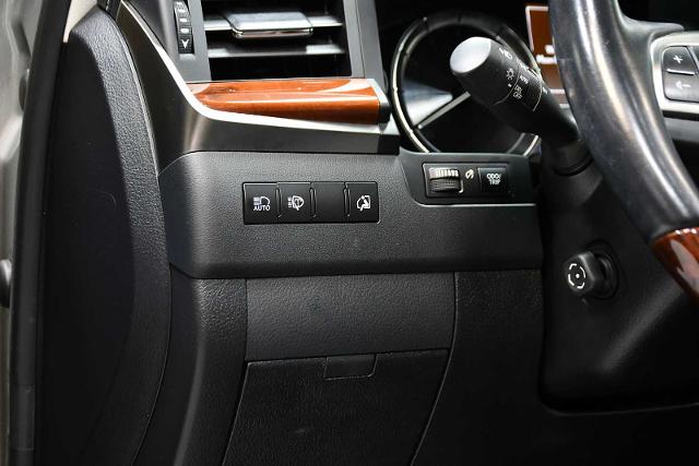 2019 Lexus LX 570 Vehicle Photo in DALLAS, TX 75235