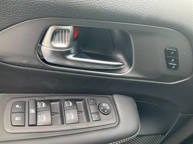 2025 Chrysler Pacifica Vehicle Photo in Kaukauna, WI 54130