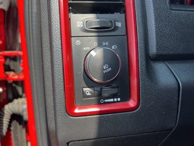 2016 Ram 1500 Vehicle Photo in GREEN BAY, WI 54304-5303