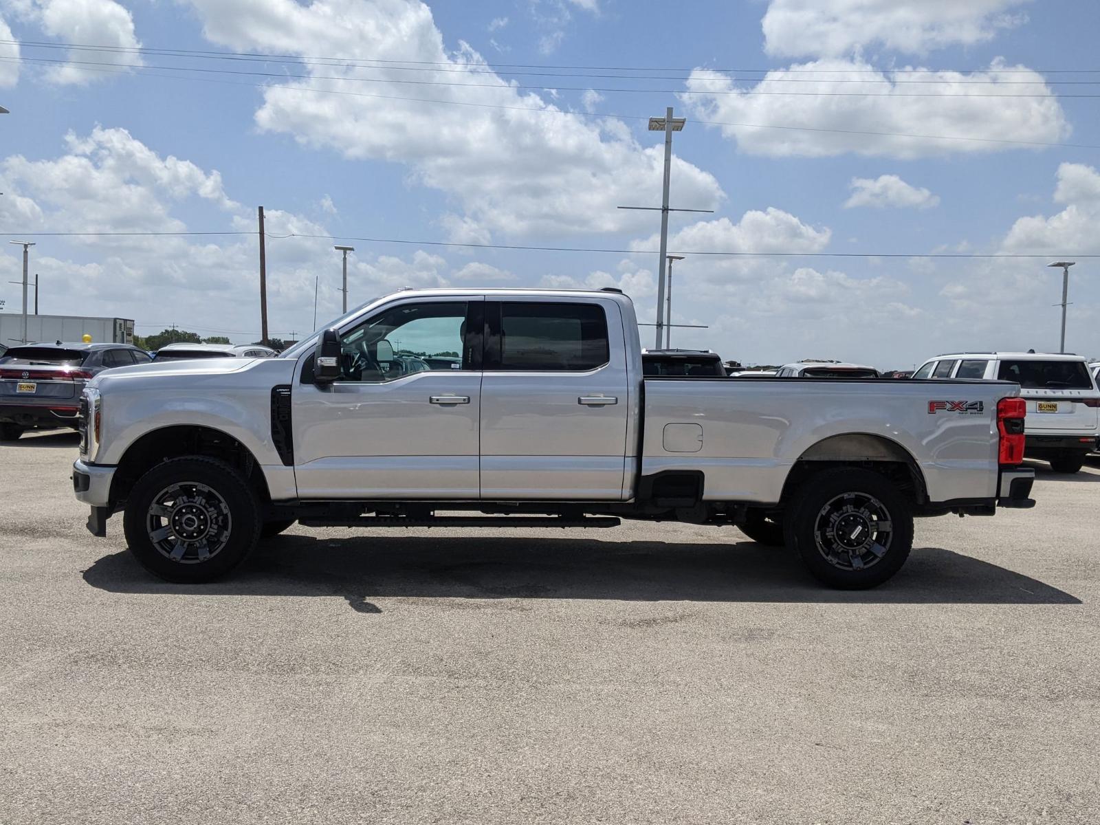 2024 Ford Super Duty F-250 SRW Vehicle Photo in Seguin, TX 78155