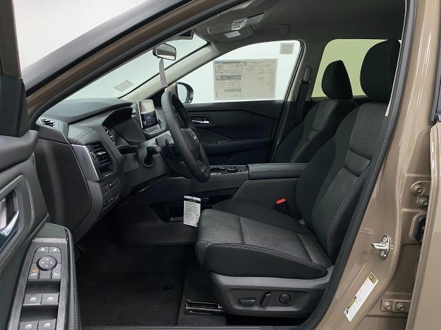 2025 Nissan Rogue Vehicle Photo in Appleton, WI 54913