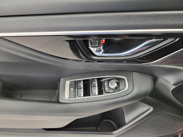 2024 Subaru Outback Vehicle Photo in Green Bay, WI 54304