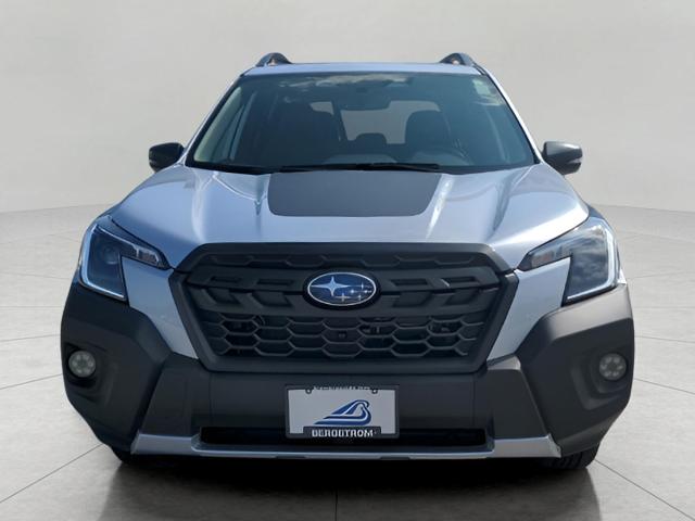 2025 Subaru Forester Vehicle Photo in Green Bay, WI 54304