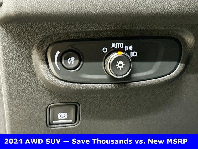 2024 GMC Terrain Vehicle Photo in EVERETT, WA 98203-5662