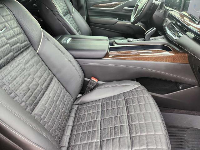 2024 Cadillac Escalade ESV Vehicle Photo in DENTON, TX 76210-9321