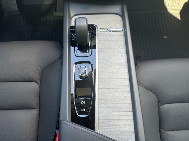 2025 Volvo XC60 Plug-In Hybrid Vehicle Photo in Grapevine, TX 76051