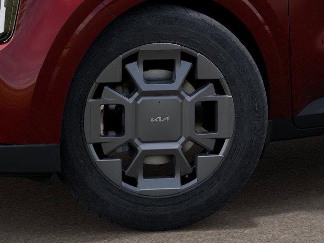 2025 Kia Carnival Hybrid Vehicle Photo in Westbrook, ME 04092