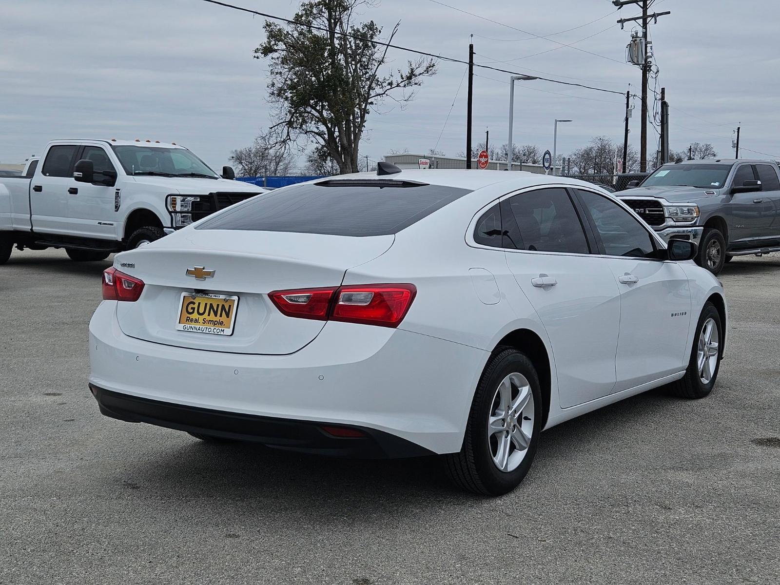 2024 Chevrolet Malibu Vehicle Photo in Seguin, TX 78155