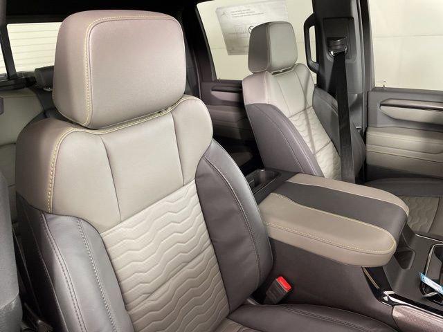 2025 Chevrolet Silverado 2500 HD Vehicle Photo in PHOENIX, AZ 85014-3381