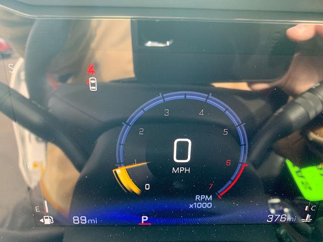 2025 Chevrolet Trax Vehicle Photo in MOON TOWNSHIP, PA 15108-2571