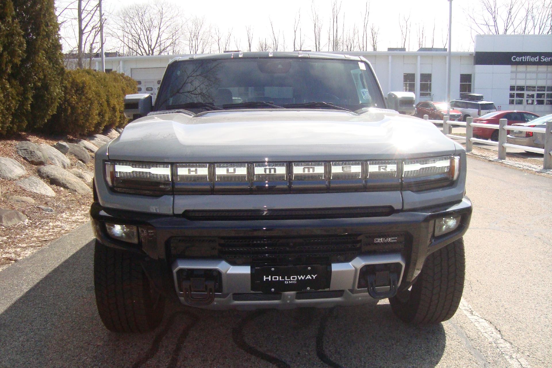 2025 GMC HUMMER EV SUV Vehicle Photo in PORTSMOUTH, NH 03801-4196