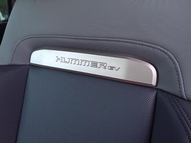 2025 GMC HUMMER EV Pickup Vehicle Photo in Denton, TX 76205