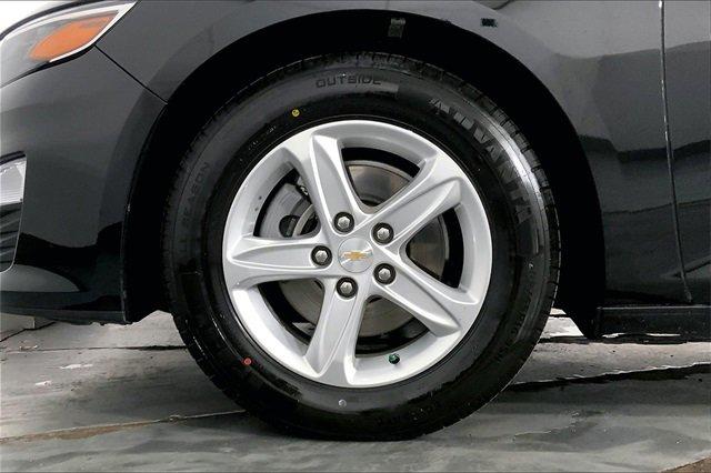 2024 Chevrolet Malibu Vehicle Photo in KANSAS CITY, MO 64114-4502