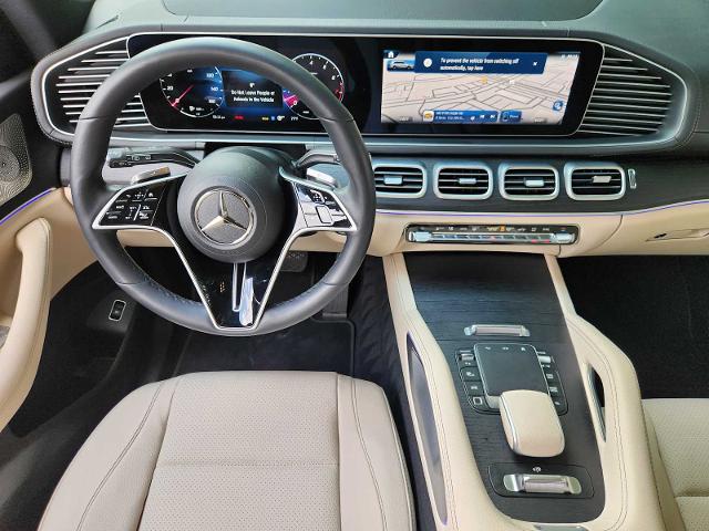 2025 Mercedes-Benz GLS Vehicle Photo in HOUSTON, TX 77079