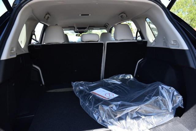 2025 Nissan Rogue Vehicle Photo in Ballwin, MO 63011